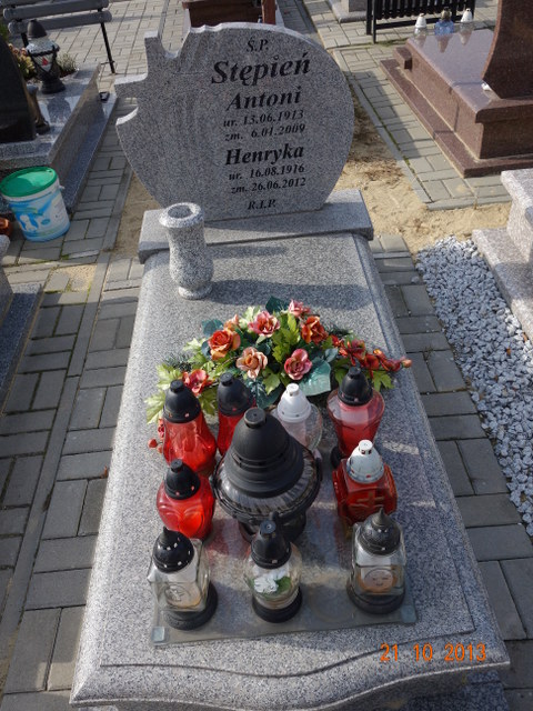 Grób Antoni Stępień