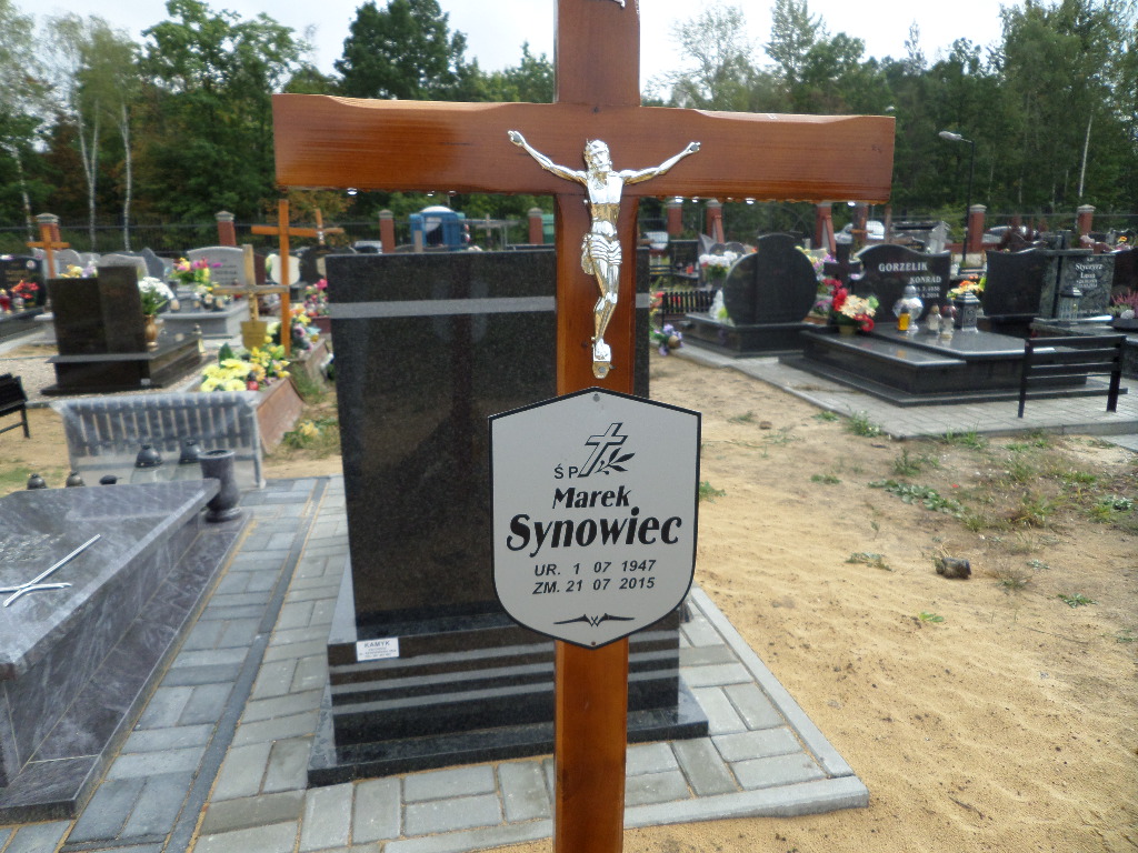 Grób Marek Synowiec
