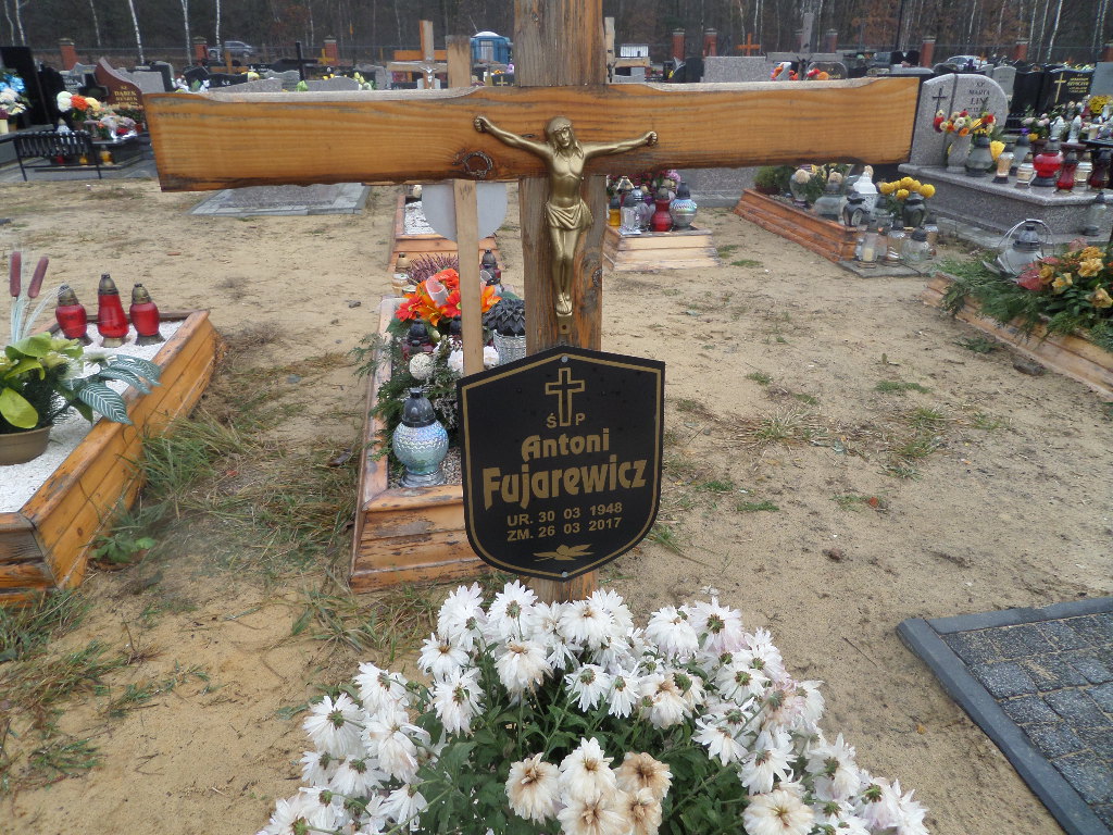 Grób Antoni Fujarewicz