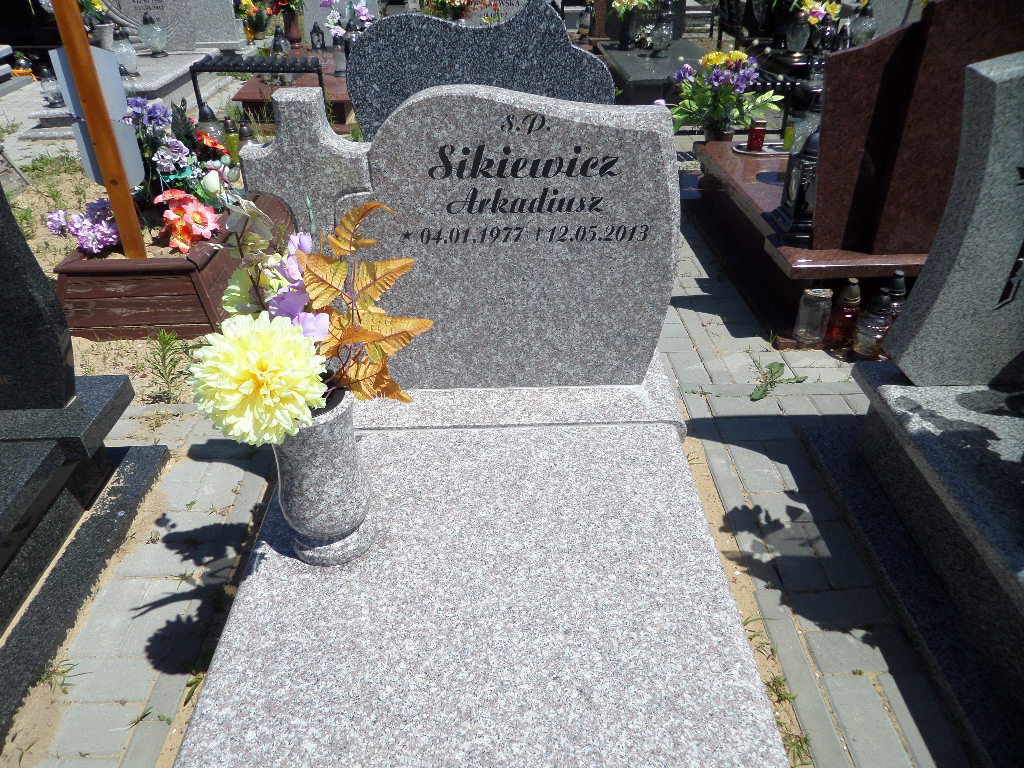 Grób Arkadiusz Sikiewicz